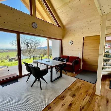 Zweistoeckiges Natur-holzhaus Mit Berg- & Seesicht * Horgenzell