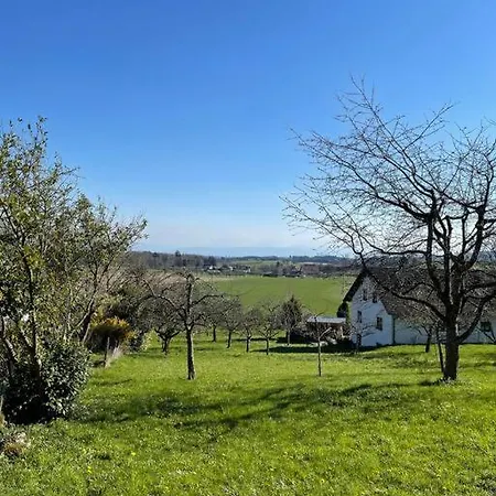 Nyaraló Zweistoeckiges Natur-holzhaus Mit Berg- & Seesicht