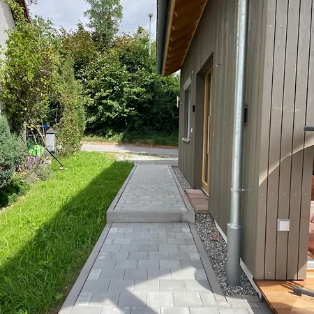 Zweistoeckiges Natur-holzhaus Mit Berg- & Seesicht 別荘 *